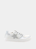 Lage kindersneakers met zilveren ster - Wit en zilver
